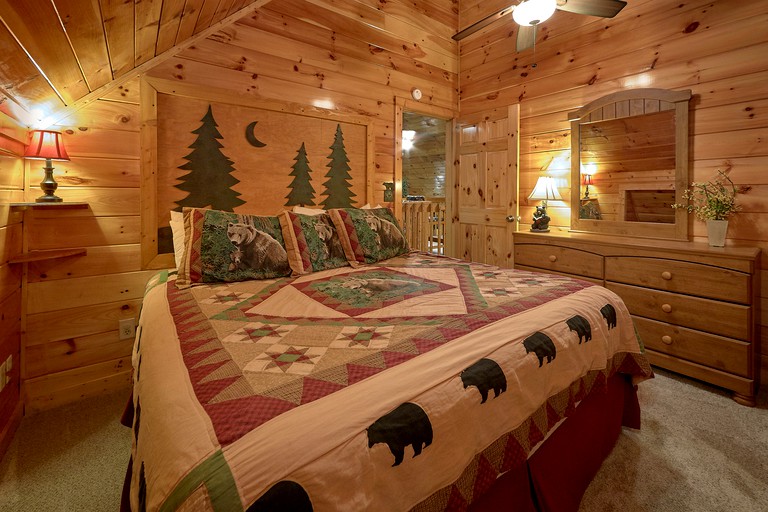 -- (United States, Gatlinburg, Tennessee)