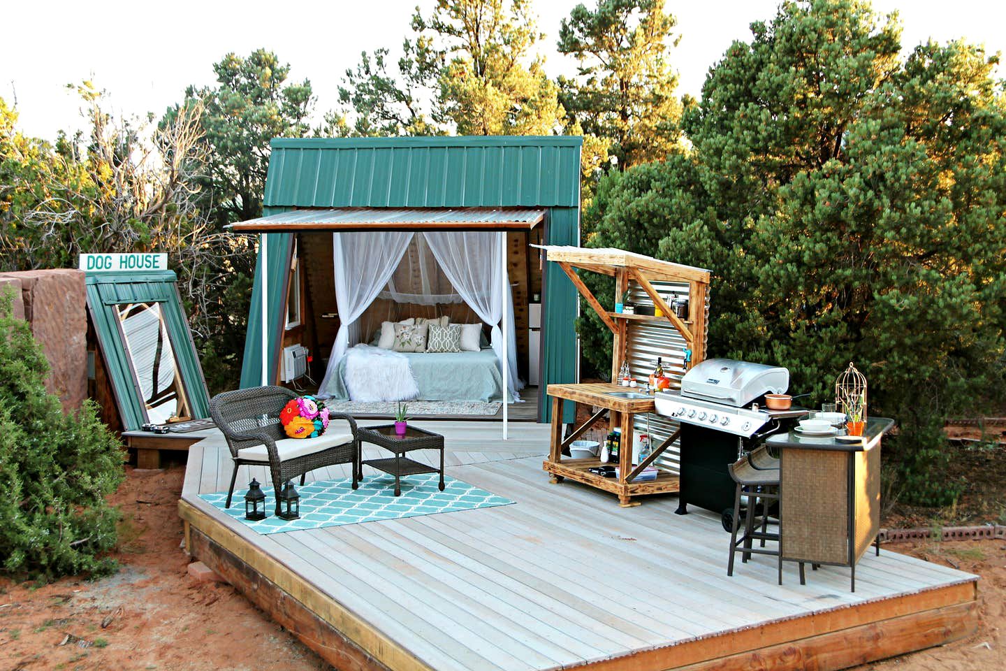 Magical A-Frame Tiny House Getaway with Spectacular Views near Zion National Park, Utah