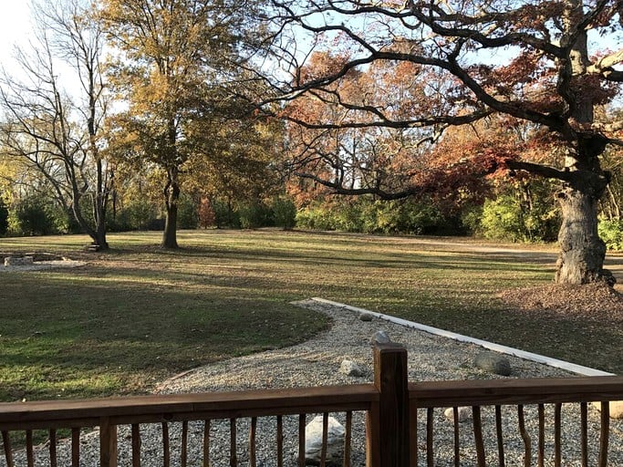 Log Cabins (Decatur, Illinois, United States)