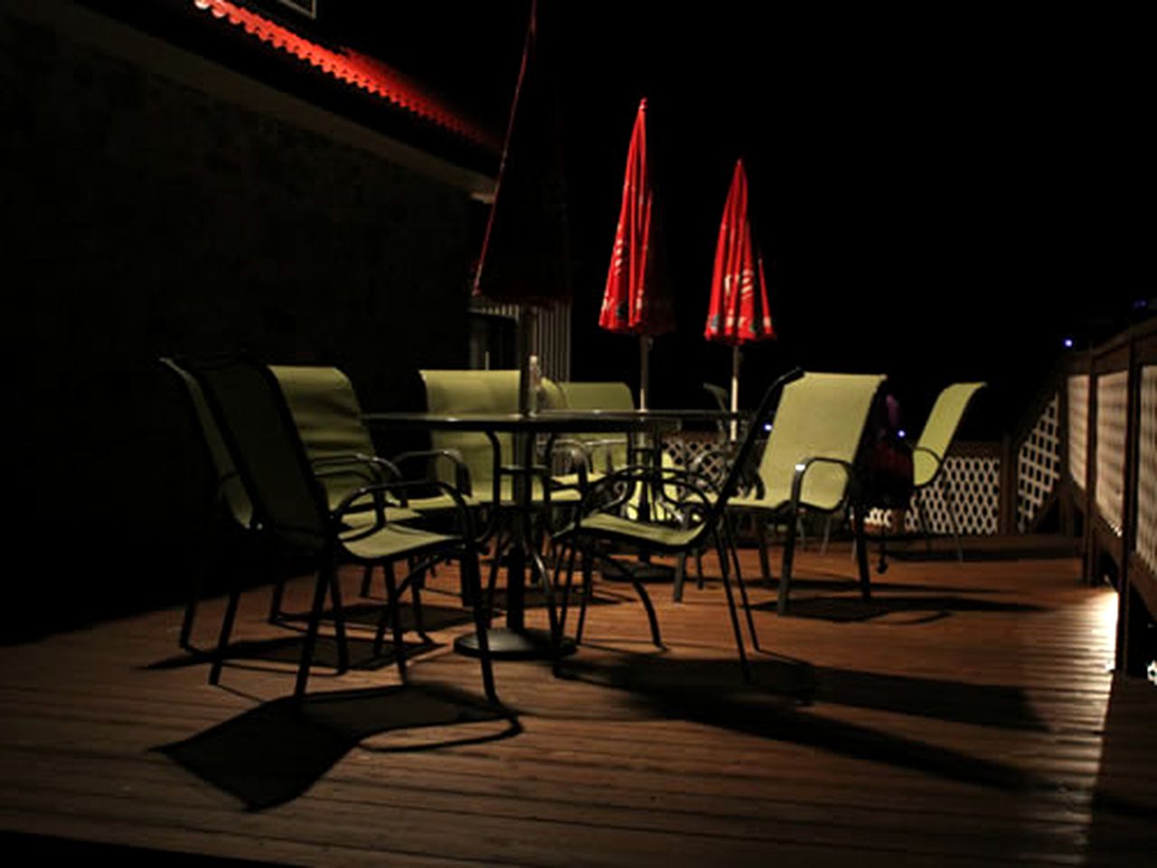 Luxury Lakeside Retreat in Kawartha Lakes, Central Ontario