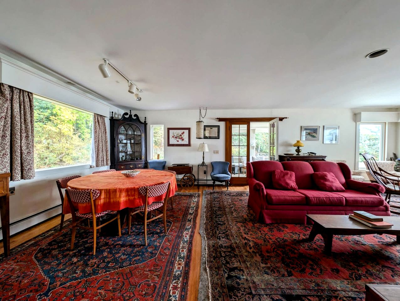 Spacious Waterfront Cottage with Private Beach and Deck, Near Acadia National Park in Hancock Point, Maine