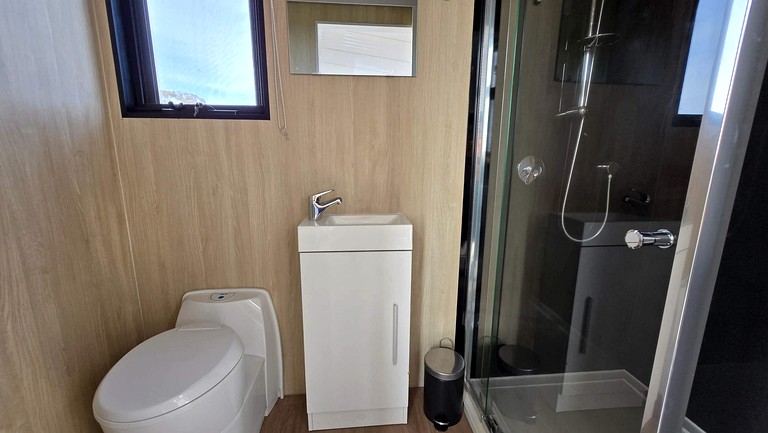 Tiny Houses (Australia, Raglan, Victoria)