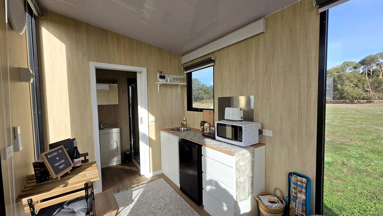Tiny Houses (Australia, Raglan, Victoria)