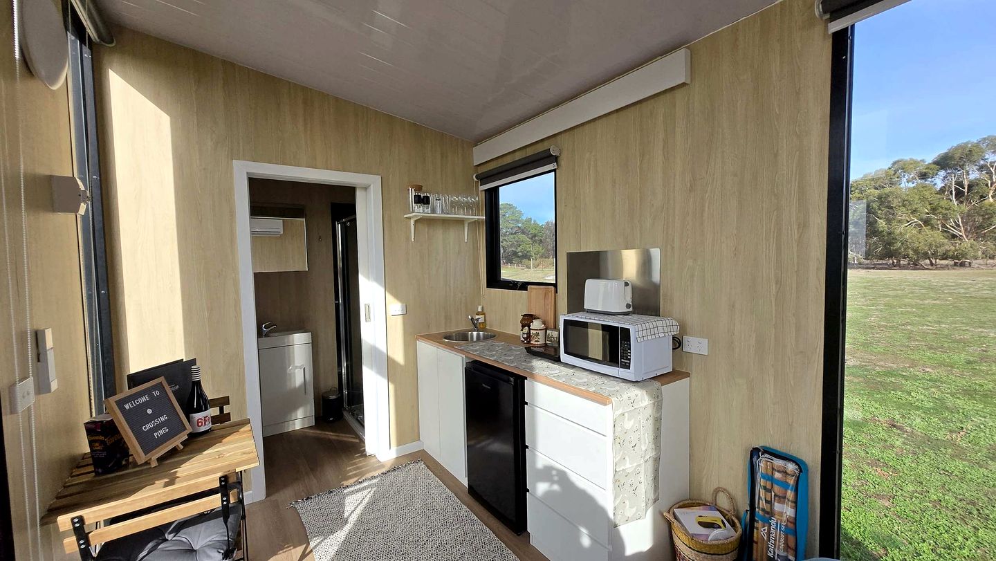 Cozy Tiny House Stay with Farm Animals near Ballarat, Victoria
