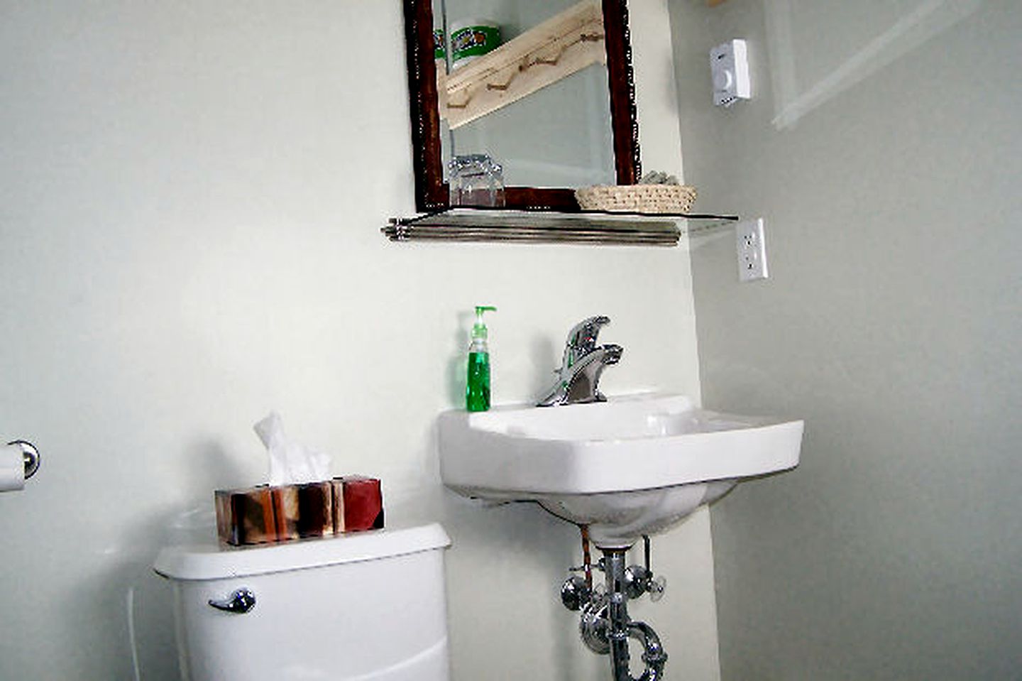 Charming Vacation Rental at a Vineyard in the Similkameen Valley near Cawston, British Columbia