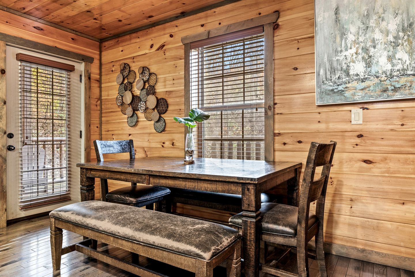 Luxurious Smoky Mountain Cabin with Indoor Pool & Hot Tub Near Dollywood in Pigeon Forge, TN