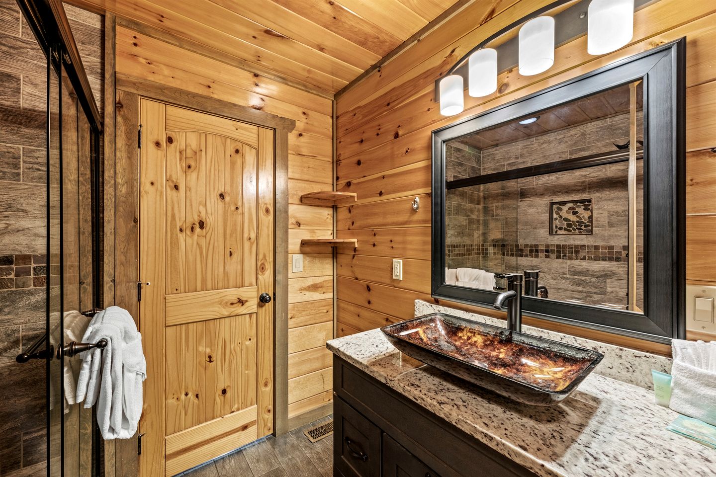 Luxurious Smoky Mountain Cabin with Indoor Pool & Hot Tub Near Dollywood in Pigeon Forge, TN