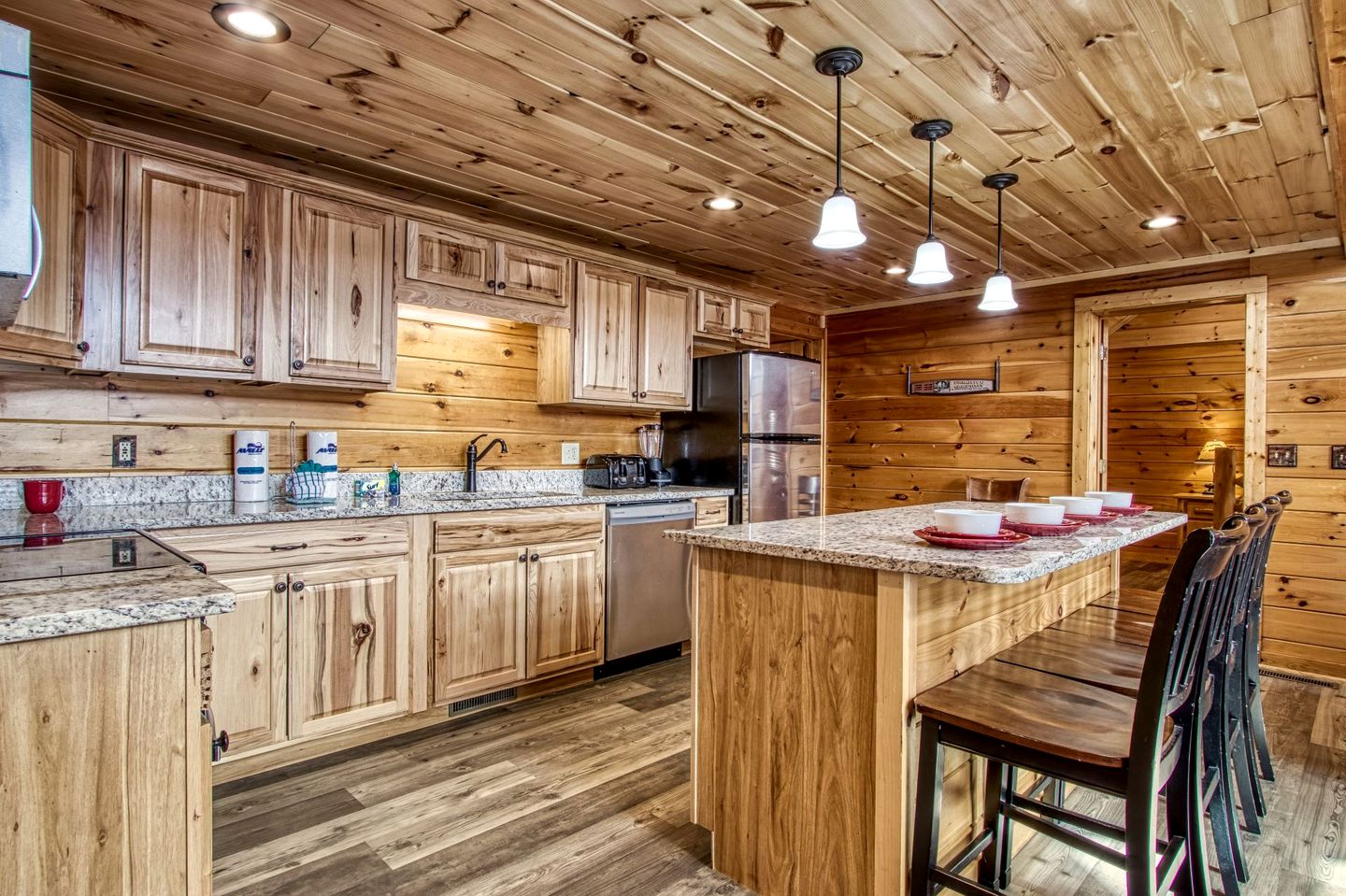 Unwind in Style in this Gatlinburg Luxury Rental for Unforgettable Tennessee Glamping