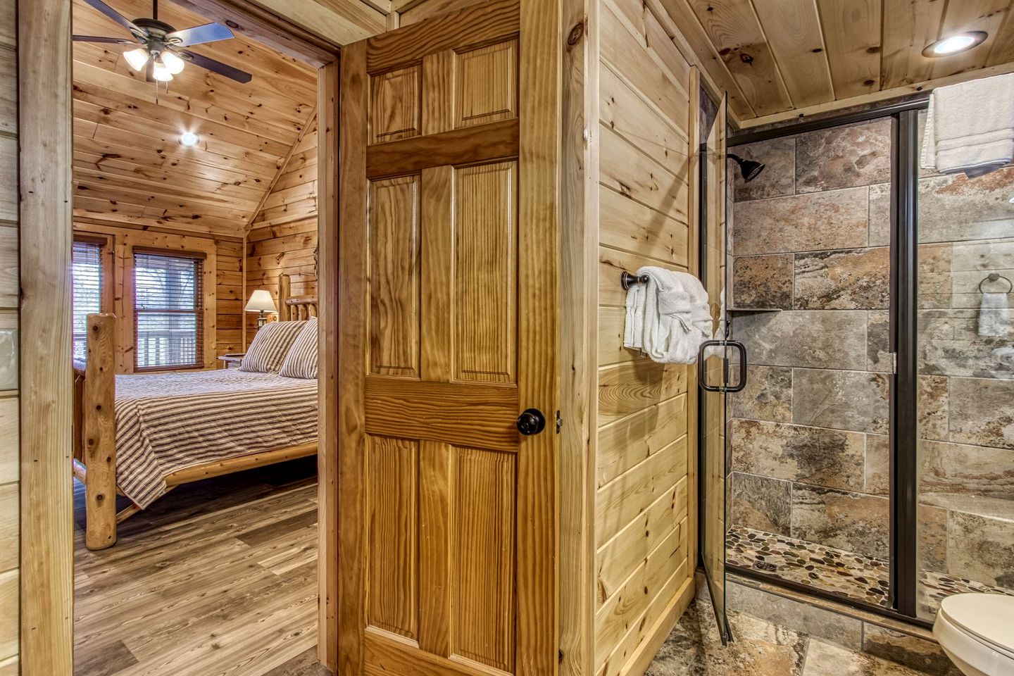 Unwind in Style in this Gatlinburg Luxury Rental for Unforgettable Tennessee Glamping