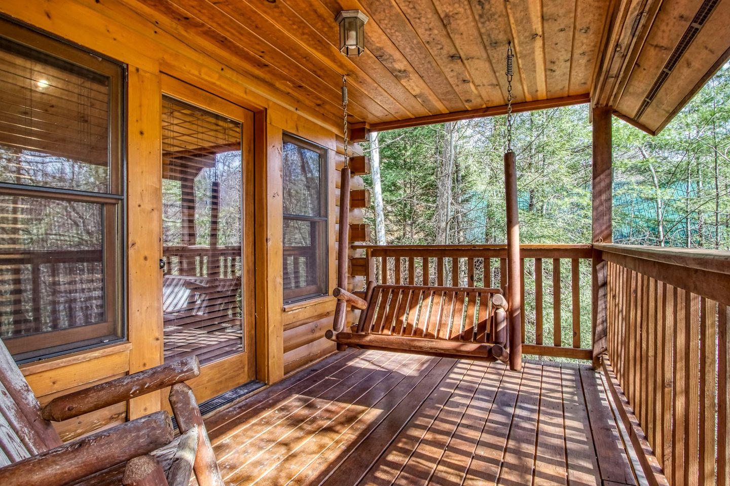 Unwind in Style in this Gatlinburg Luxury Rental for Unforgettable Tennessee Glamping