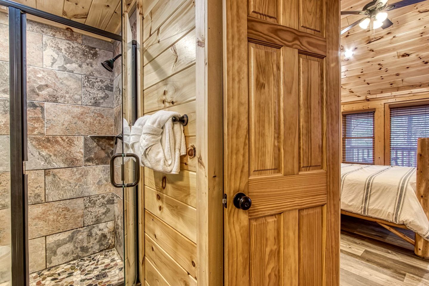 Unwind in Style in this Gatlinburg Luxury Rental for Unforgettable Tennessee Glamping