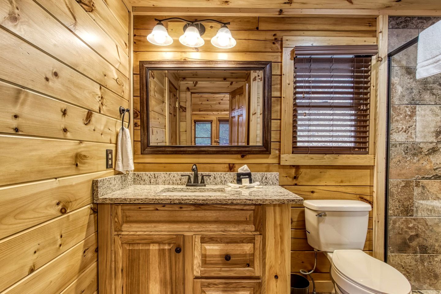 Unwind in Style in this Gatlinburg Luxury Rental for Unforgettable Tennessee Glamping