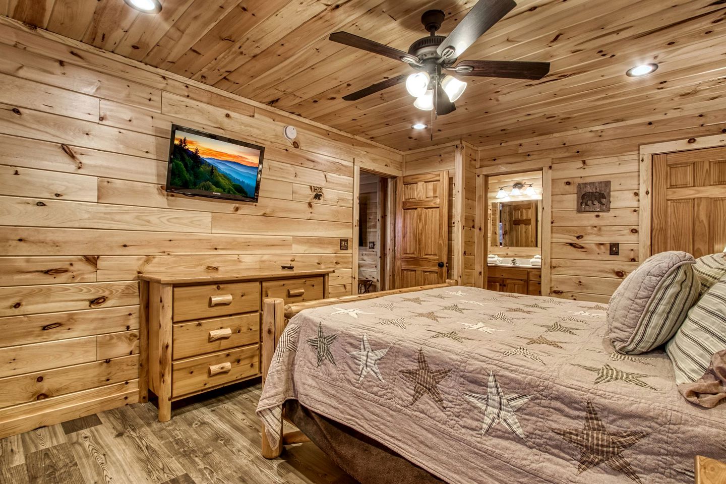 Unwind in Style in this Gatlinburg Luxury Rental for Unforgettable Tennessee Glamping