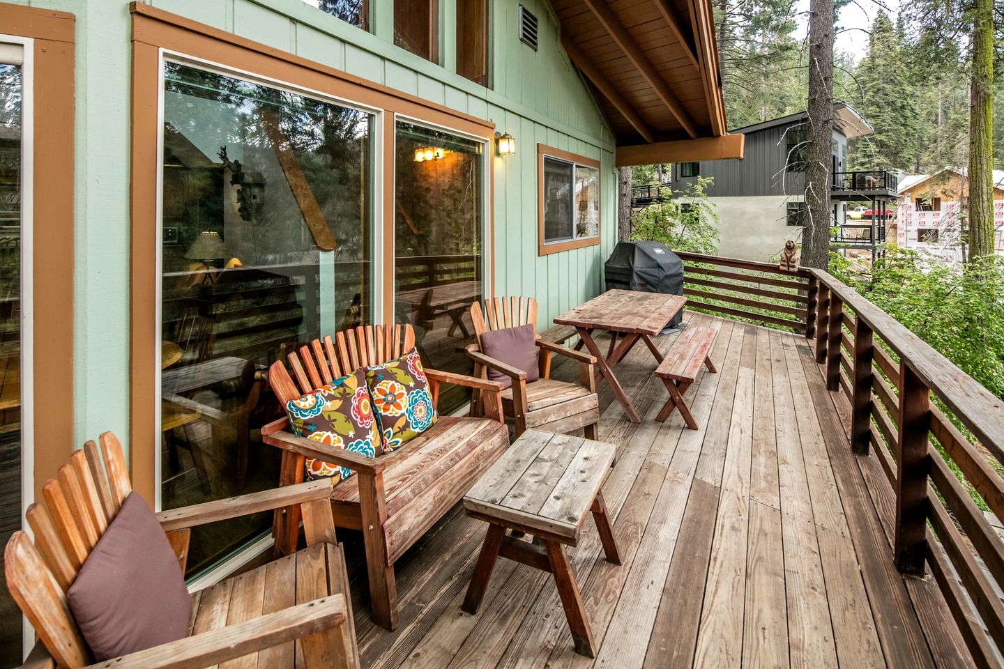 Embrance Nature in this Outstanding Cabin in El Portal, California