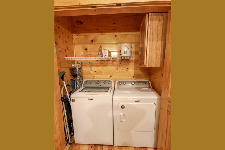 Cabins (United States of America, Gatlinburg, Tennessee)