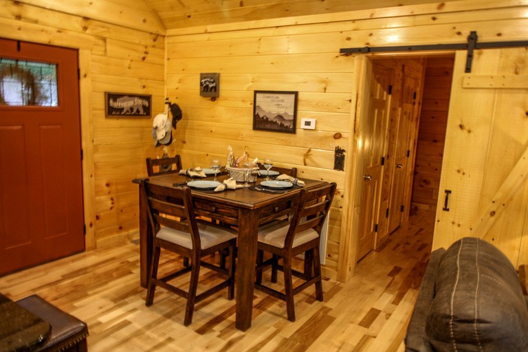 Cabins (United States of America, Gatlinburg, Tennessee)