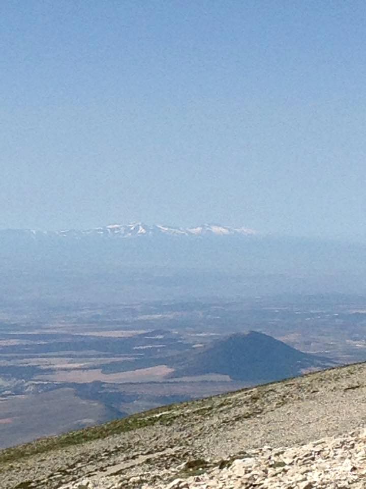 Amazing Cave Rental with Fireplace for a Unique Vacation near Sierra de Baza Natural Park, Andalucia