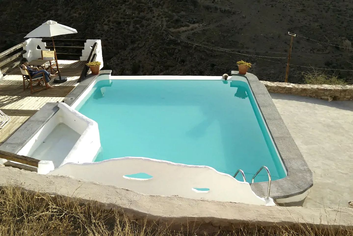 Cozy Cave Rental for a Romantic Getaway near the Sierra Nevada in Andalusia, Spain