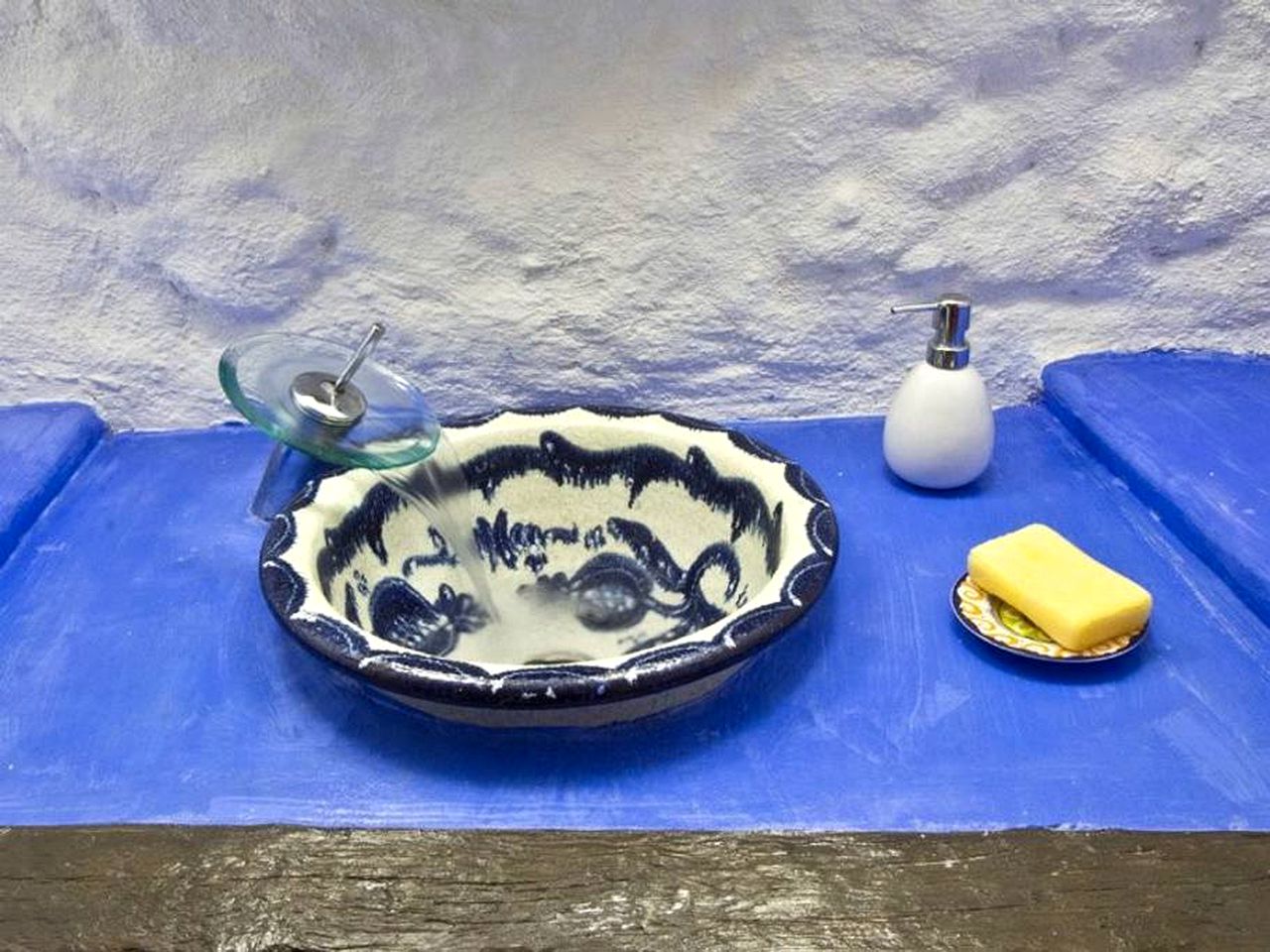 Outstanding Cave Rental in the Mountains near Granada, Spain