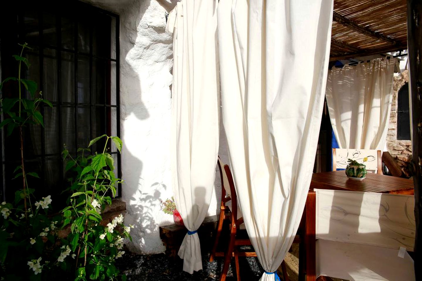 Outstanding Cave Rental in the Mountains near Granada, Spain