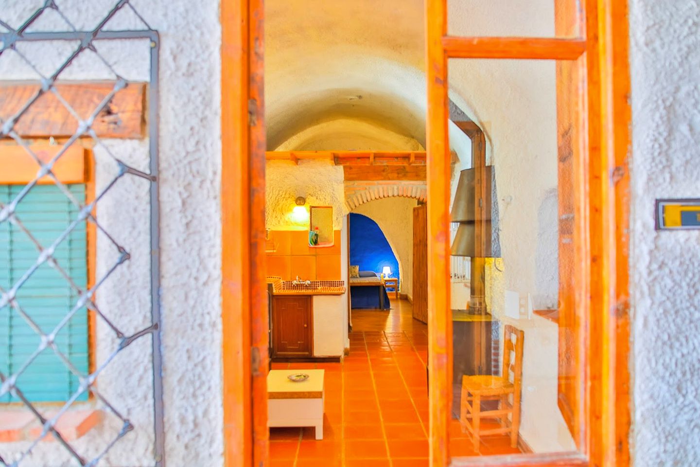 Gorgeous Cave Suite for a Weekend Getaway in Andalusia, Spain