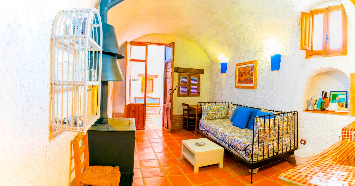 Gorgeous Cave Suite for a Weekend Getaway in Andalusia, Spain