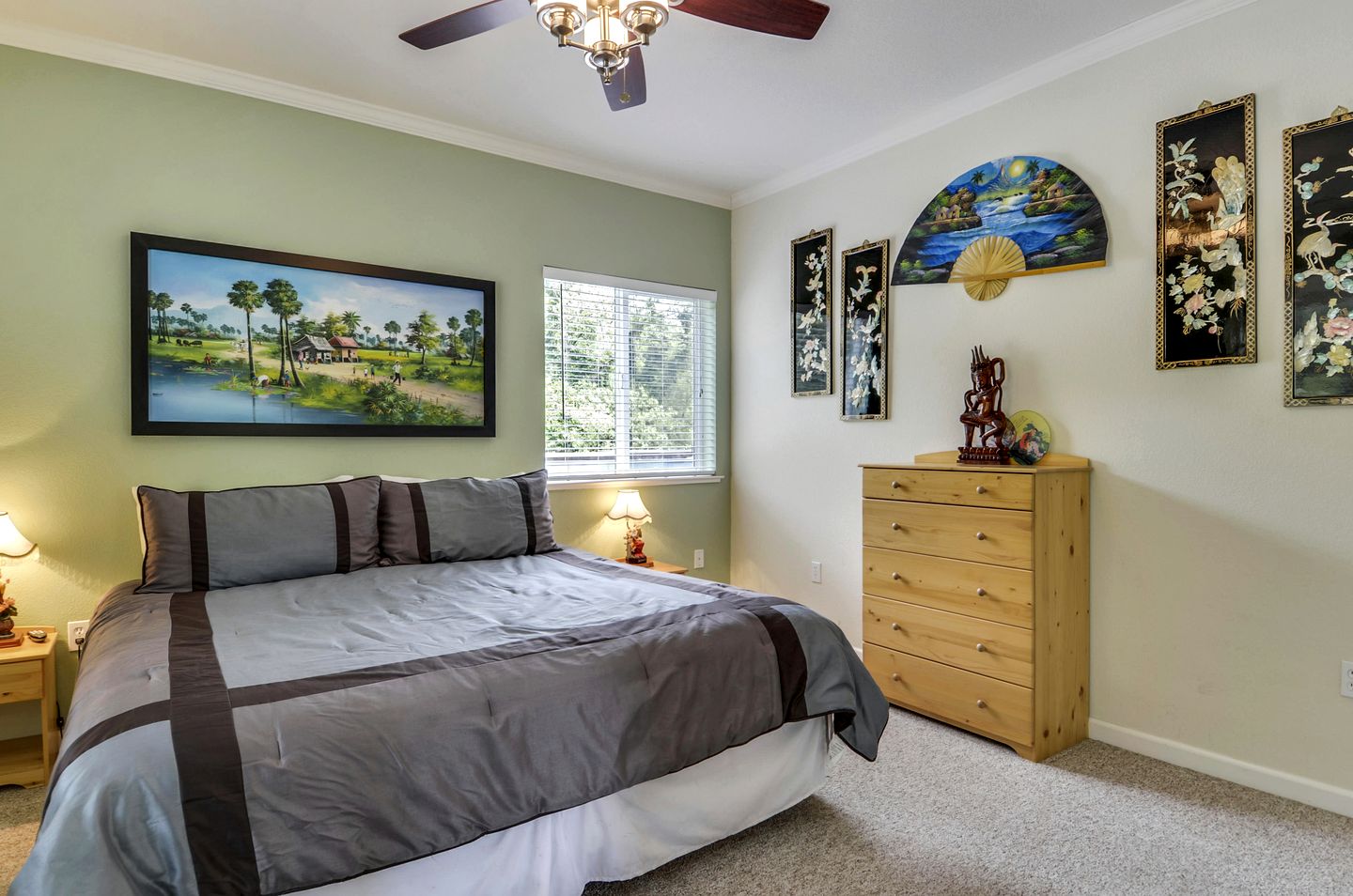 Spacious Riverfront Cottage with Game Room & Private Beach near Wineries in Guerneville, California