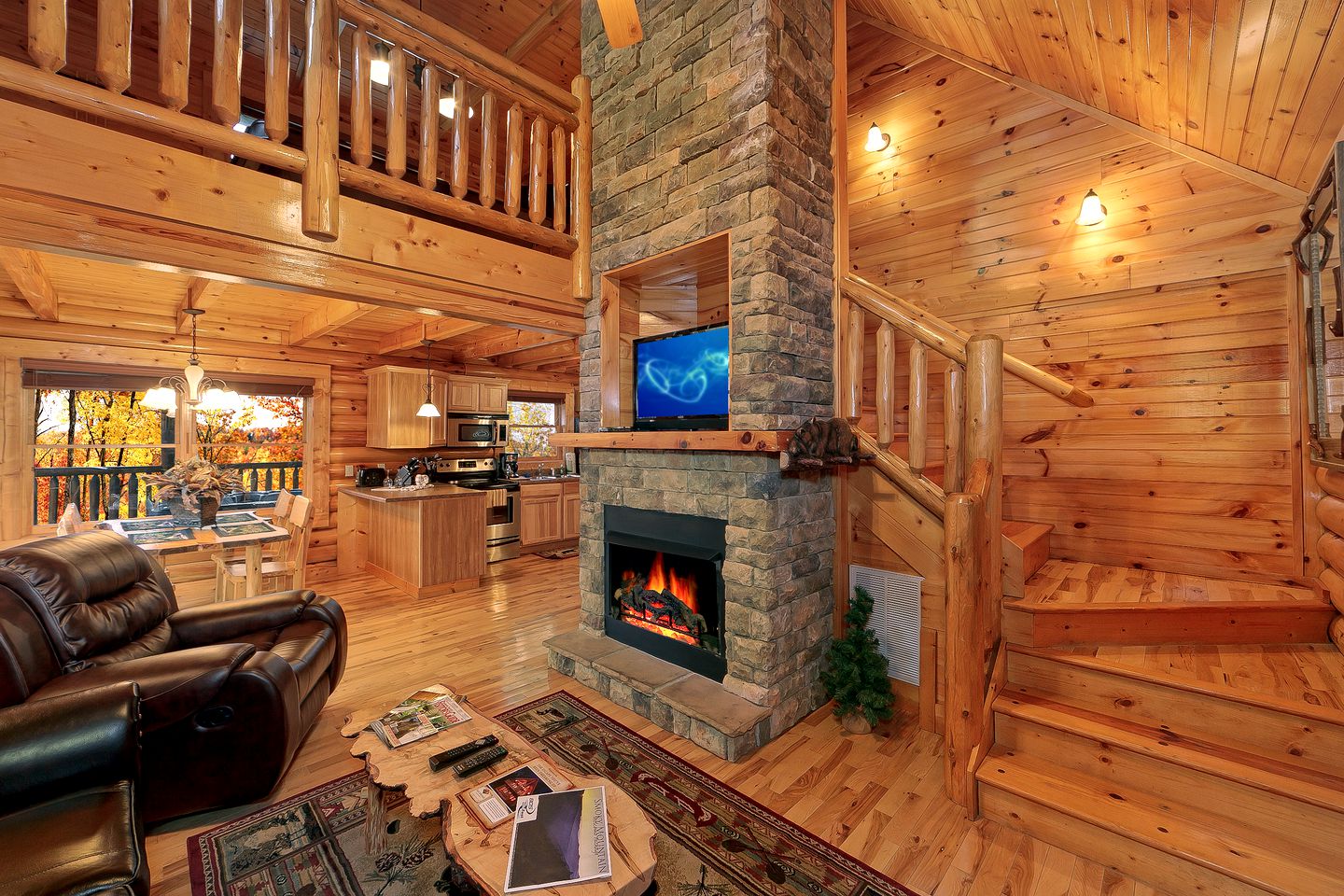 Rustic yet Luxurious Gatlinburg Cabin Rental for a Romantic Getaway near the Great Smoky Mountains, Tennessee