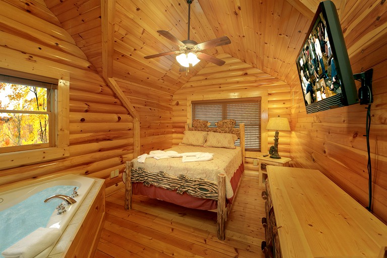 Cabins (United States, Gatlinburg, Tennessee)