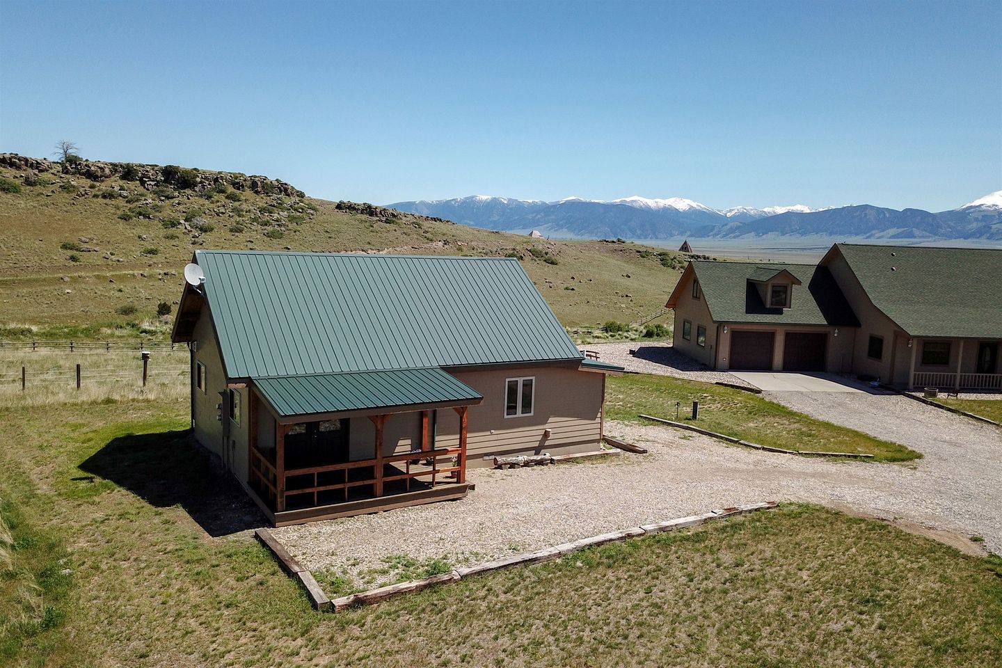 Adorable Montana Mountain Cabin with Scenic Views, Near Virginia City & Nevada City, MT