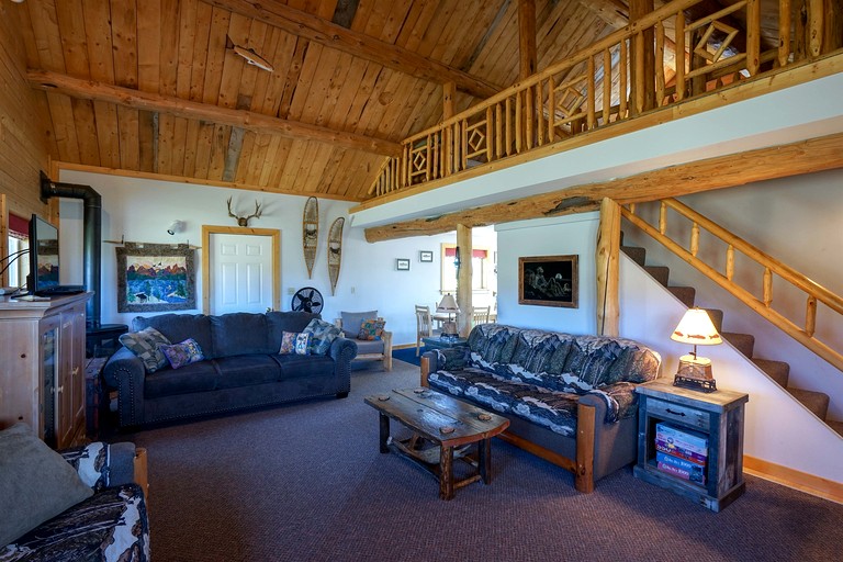 Cabins (United States of America, Ennis, Montana)