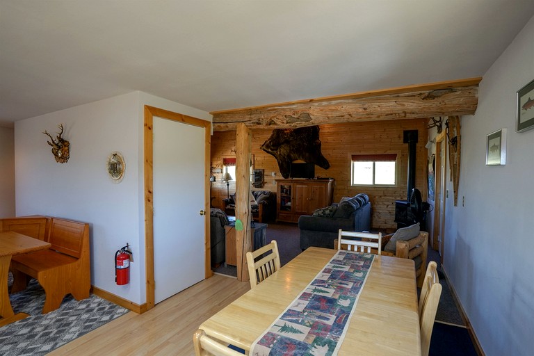 Cabins (United States of America, Ennis, Montana)