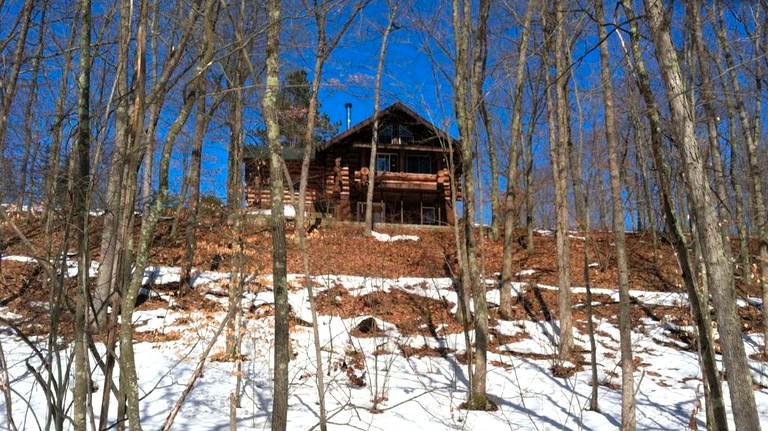 Cabins (Brethren, Michigan, United States)