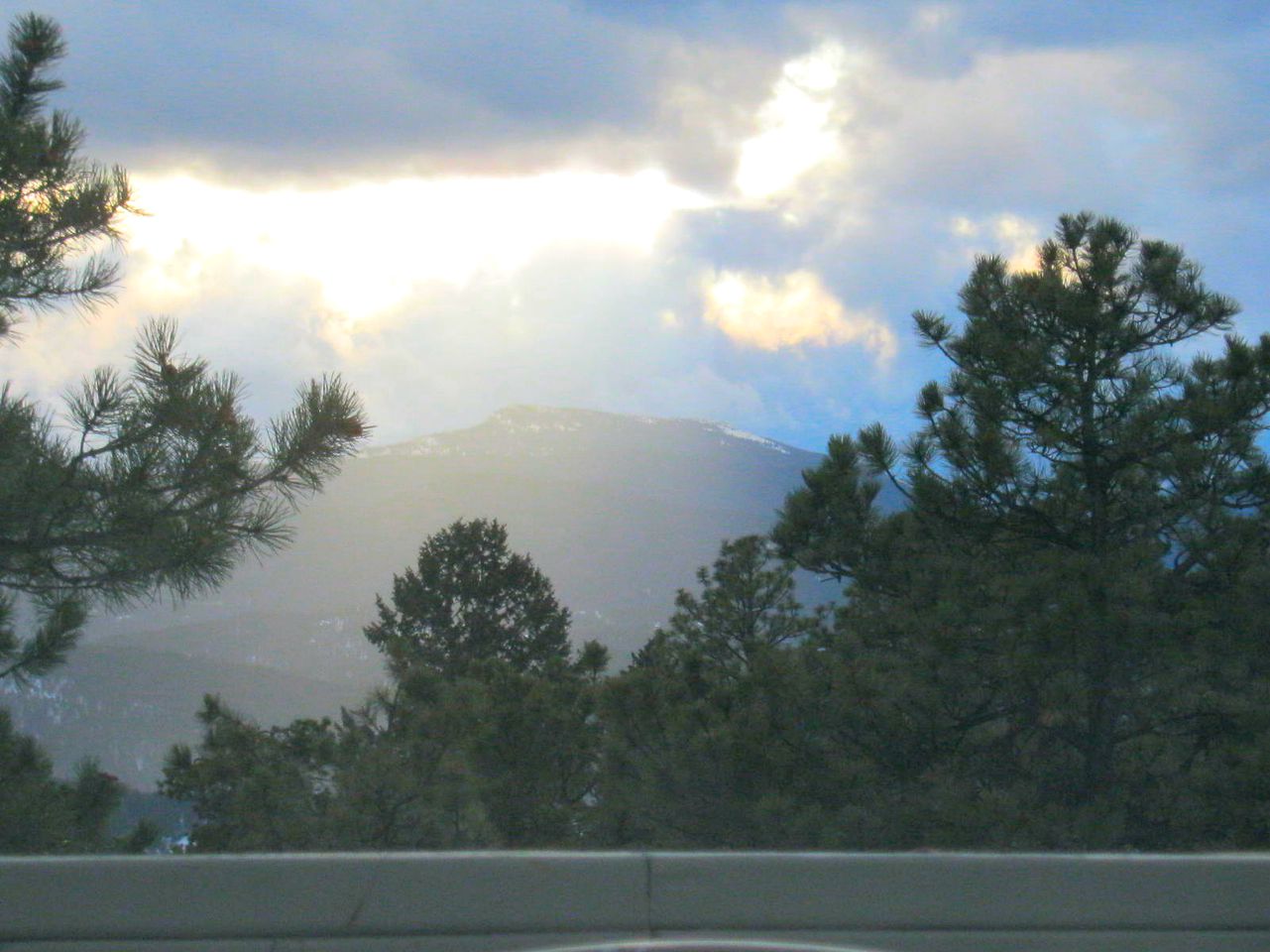 Gorgeous Custom Built Cabin with a Hot Tub near Denver, Colorado