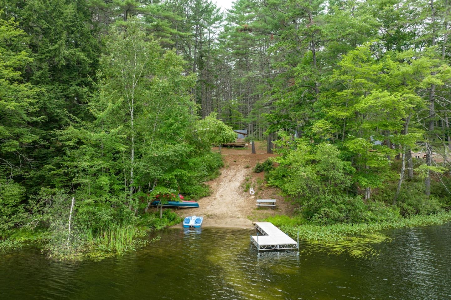 Cute A-Frame Retreat with Inviting Hot Tub in Oxford, Maine