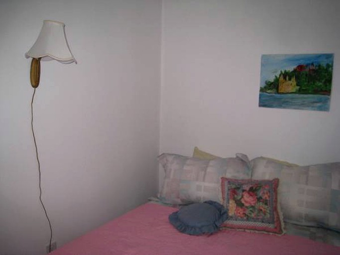 Port Dover cottage rental's bedroom