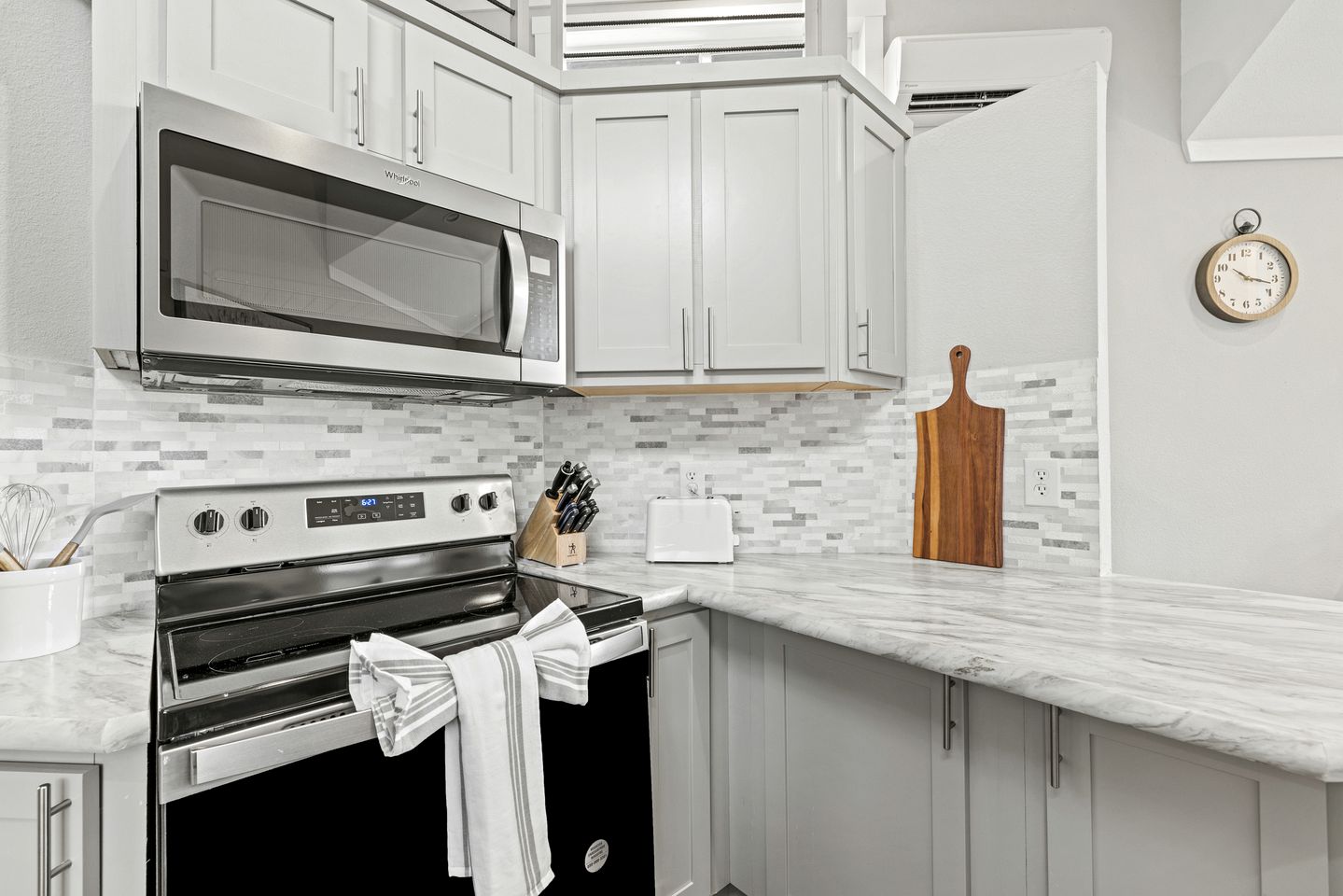 Cute Cabin with Barbecue and Fire Pit in Fredericksburg, Texas