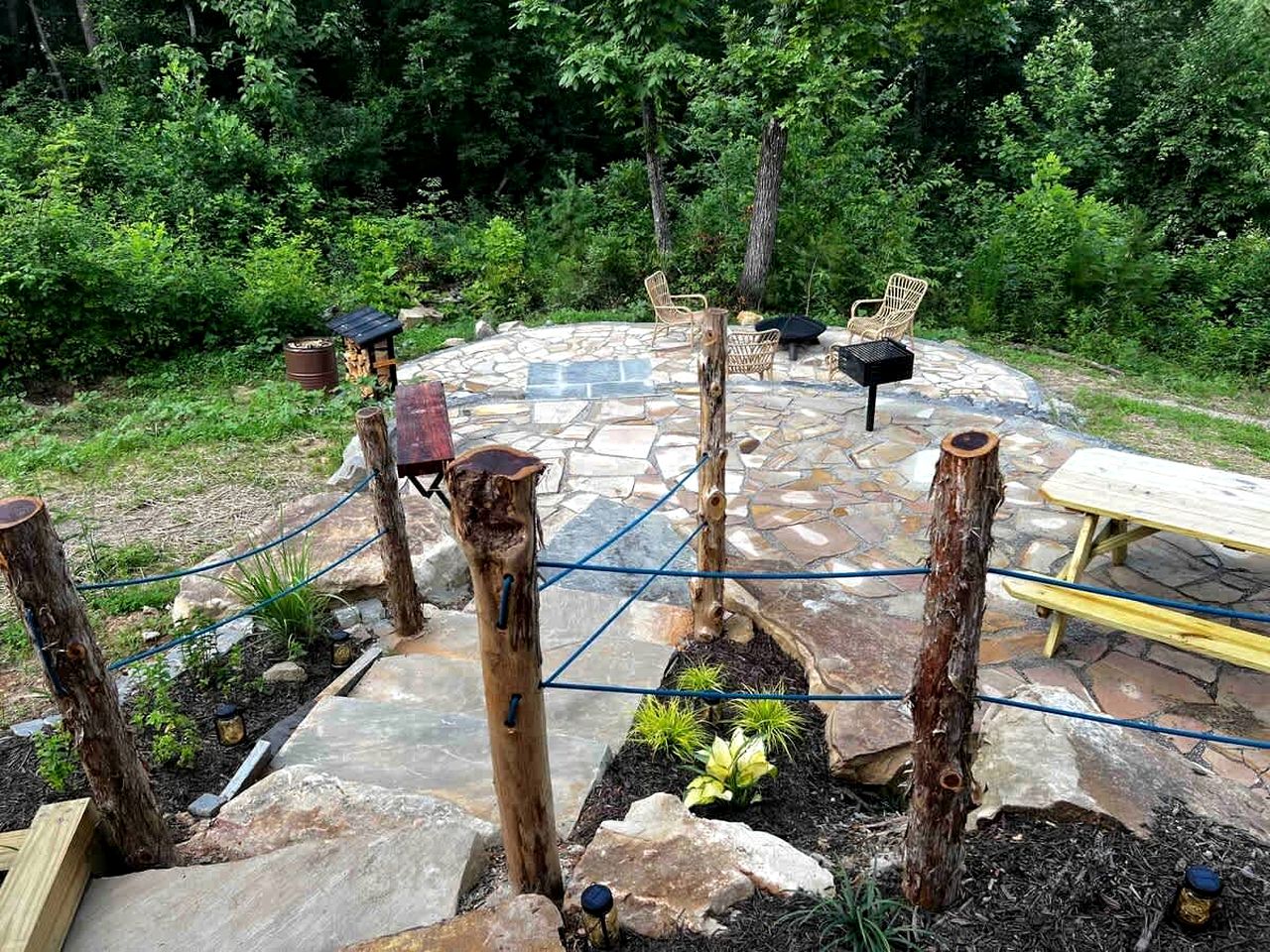 Cute Cabin near Chattanooga, for Wonderful Family Glamping in Tennessee