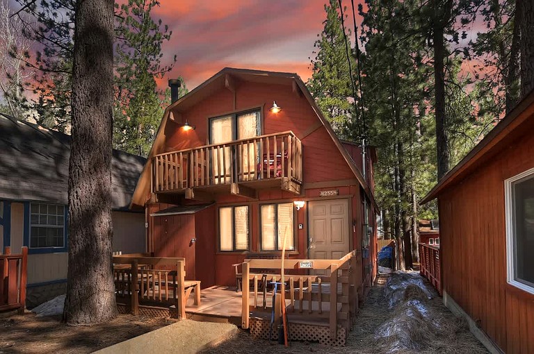 Cabins (United States of America, Big Bear Lake, California)