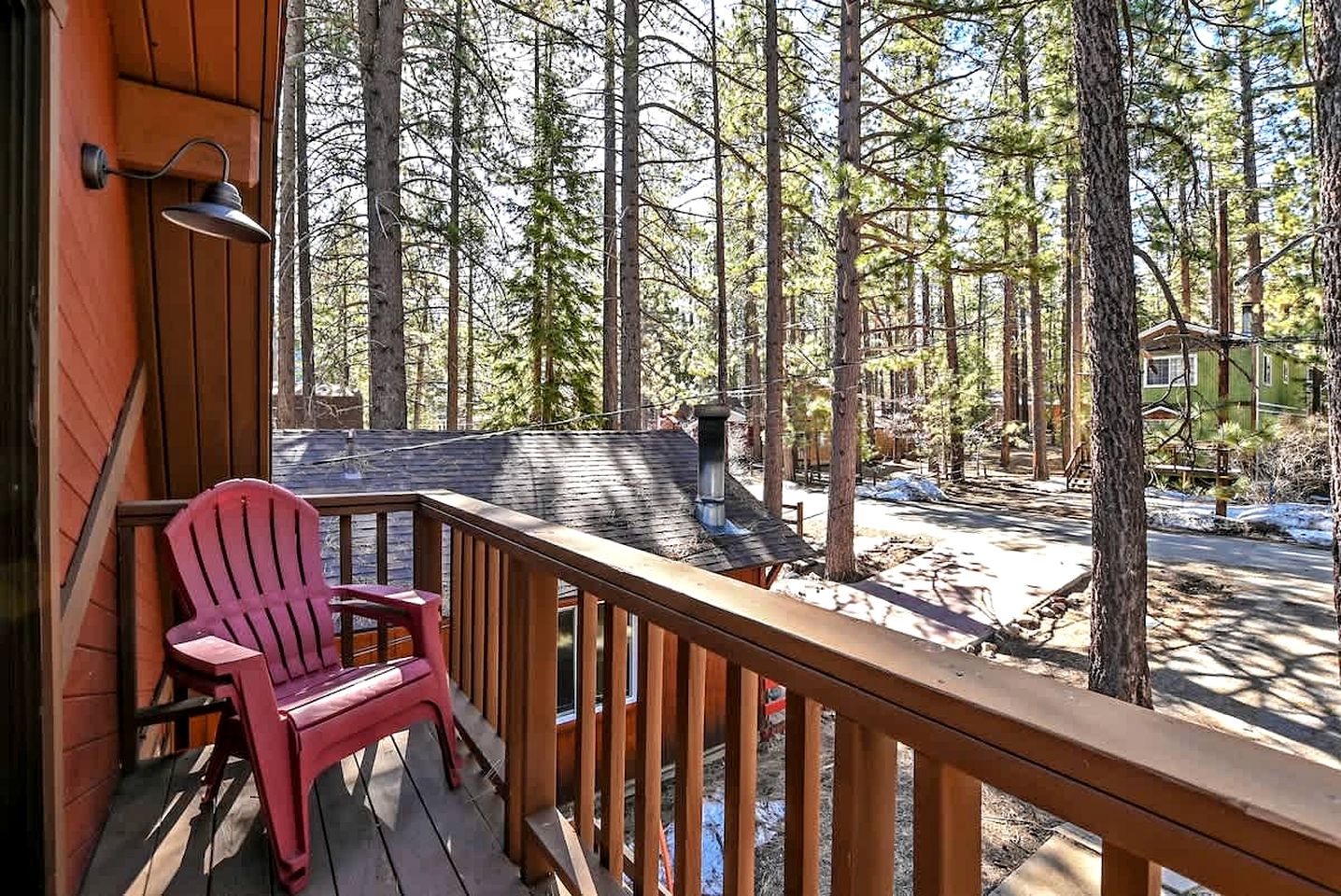 Cute Cabin with Fireplace and Private Patio in Big Bear Lake, California