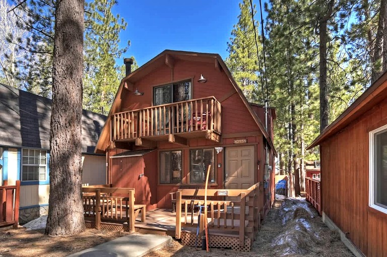 Cabins (United States of America, Big Bear Lake, California)