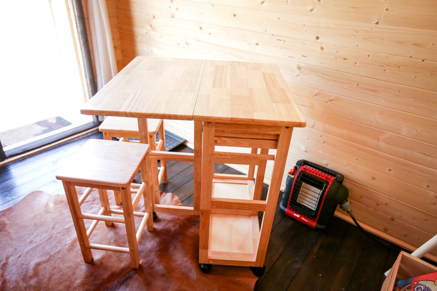Cute Cabin for Glamping Escapes in Duncan, British Columbia