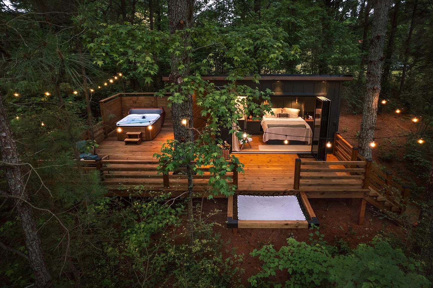 Cute Elevated Tiny House with Private Hot Tub for Romantic Escapes in Alabama
