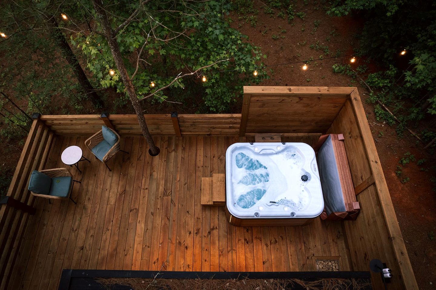 Cute Elevated Tiny House with Private Hot Tub for Romantic Escapes in Alabama