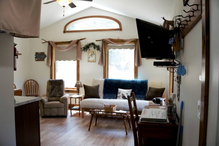 Cabins (United States of America, Hyde Park, Vermont)