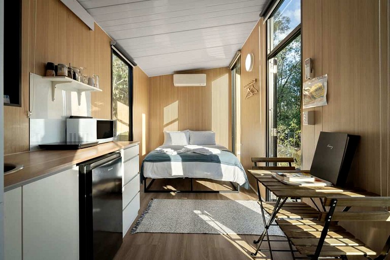 Tiny Houses (Australia, Mundoolun, Queensland)