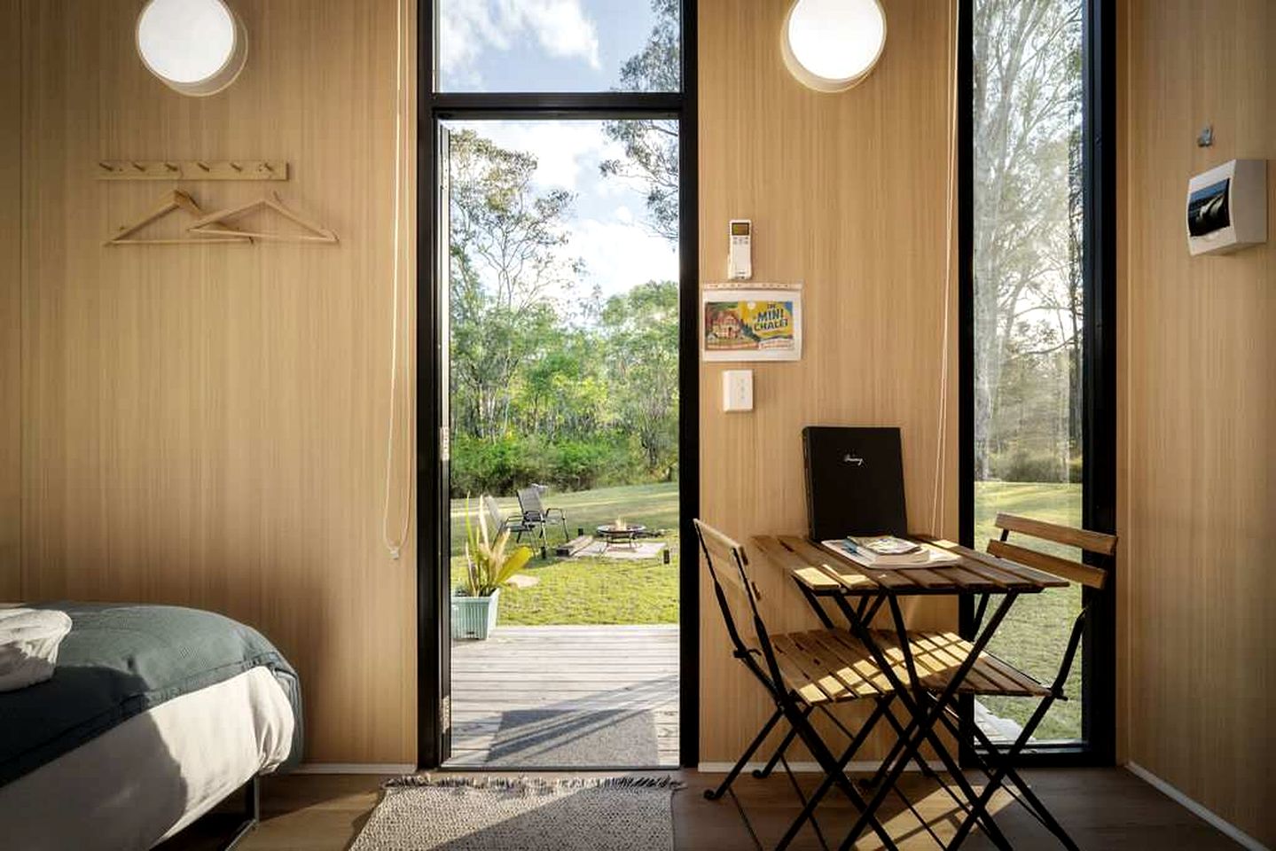Cute Tiny House for a Delightful Relaxing Farm Stay Surrounded by Nature in Mundoolun, Queensland