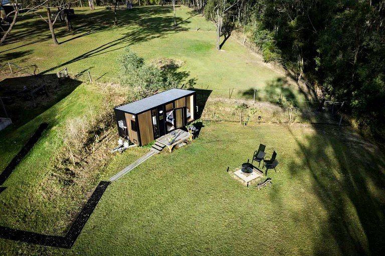 Tiny Houses (Australia, Mundoolun, Queensland)