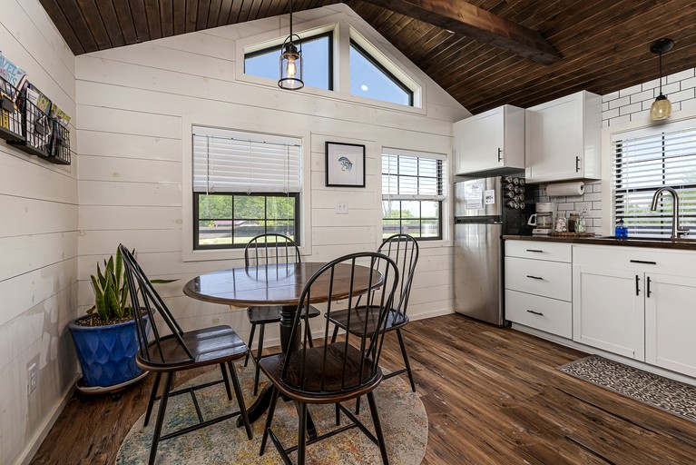 Tiny Houses (United States of America, Marion, Illinois)