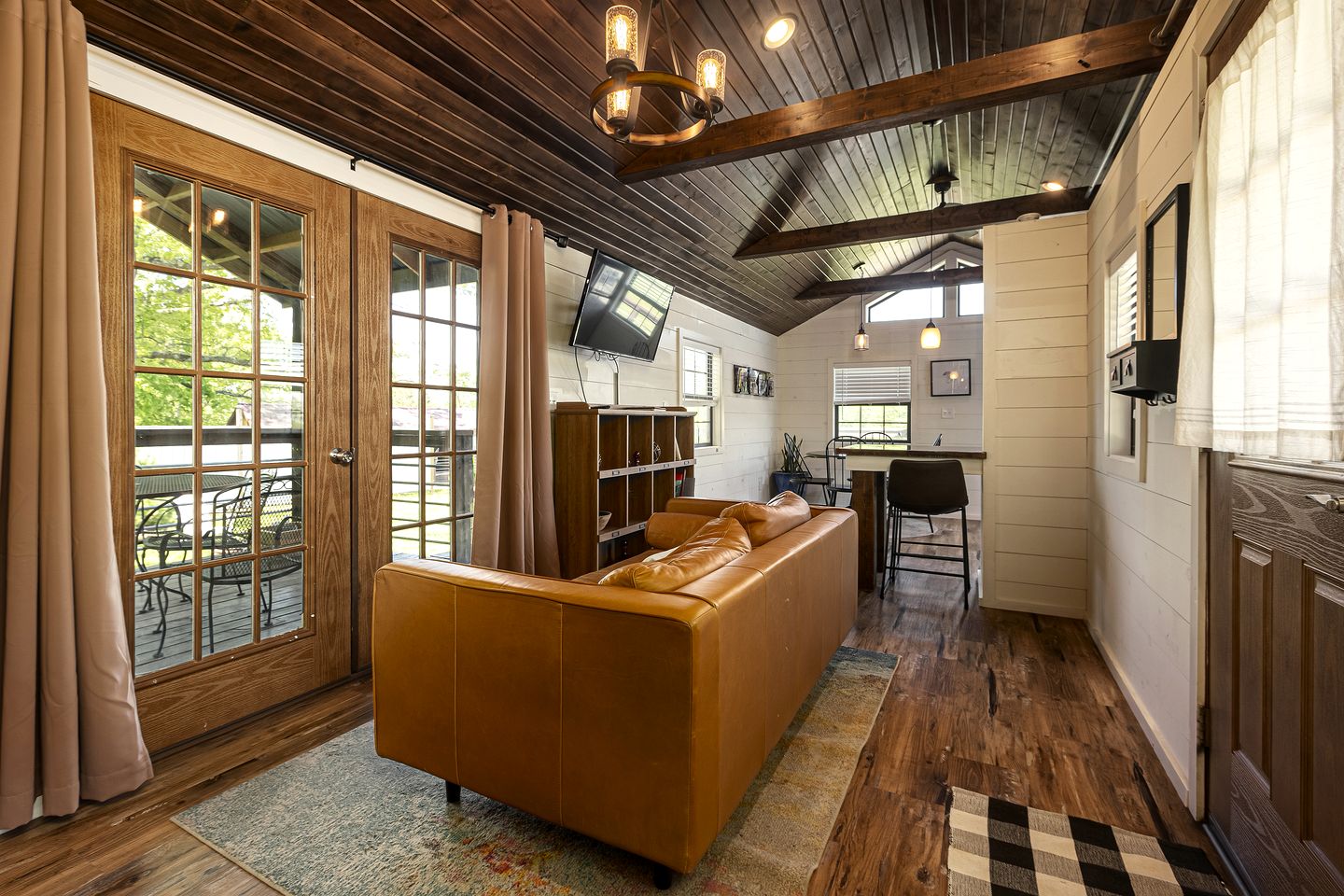 Tiny House Cabin in Marion, IL